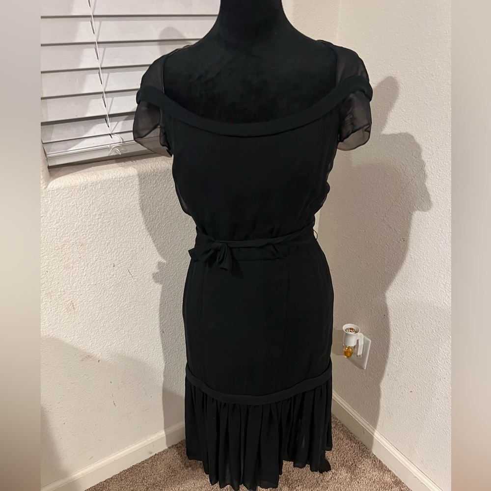 VTG Elegant Black‎ Dress with Ruffle Hem